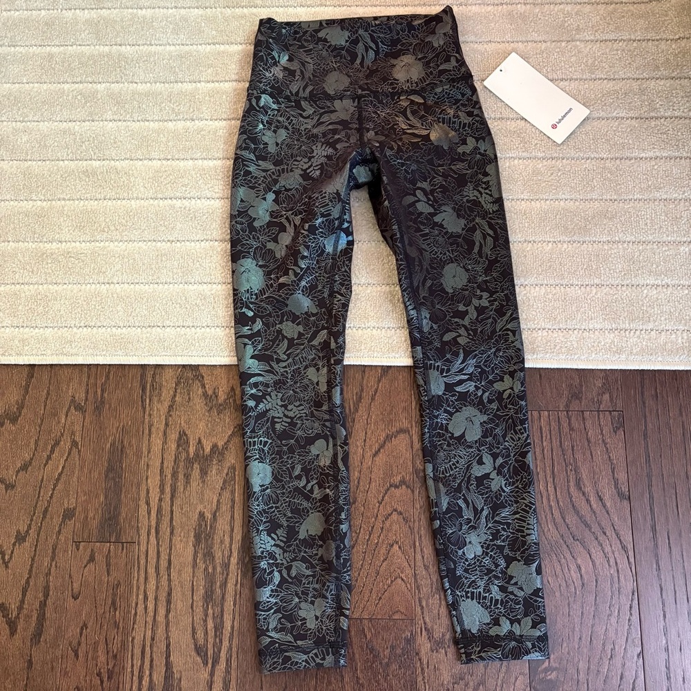 Lululemon wonder under new with tags